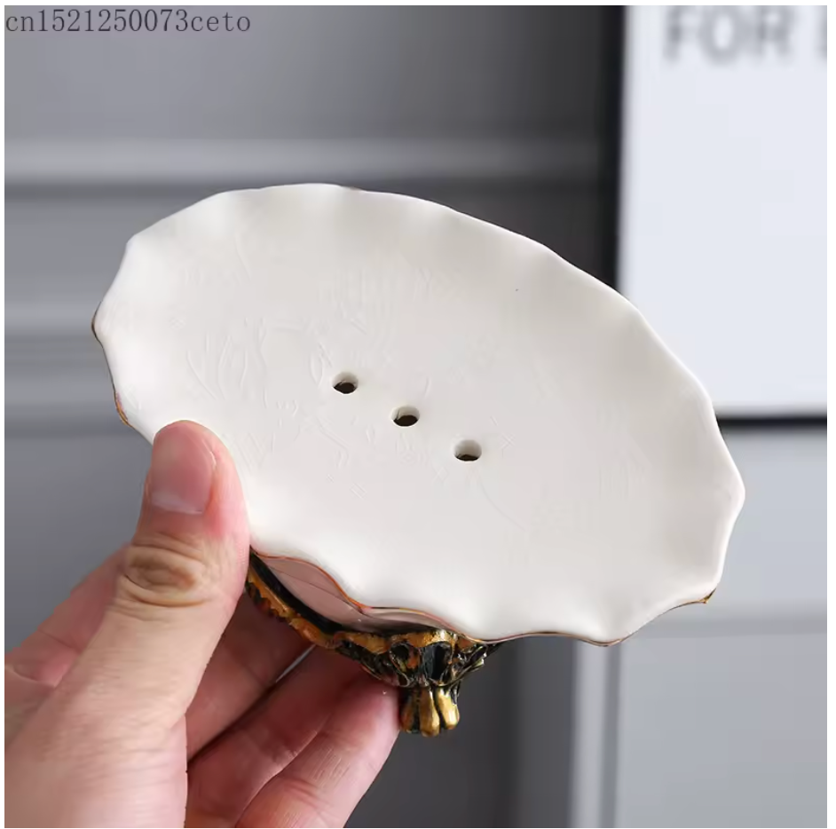 European Vintage Ceramic Double Soap Dish with Drainage – Elegant Bathroom Organizer