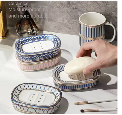 Luxury Irregular Stripe Ceramic Soap Dish with Drainage – Modern Bathroom Organizer