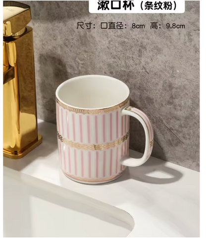 Luxury Irregular Stripe Ceramic Soap Dish with Drainage – Modern Bathroom Organizer